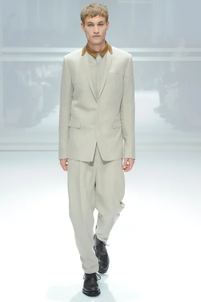 Look 21